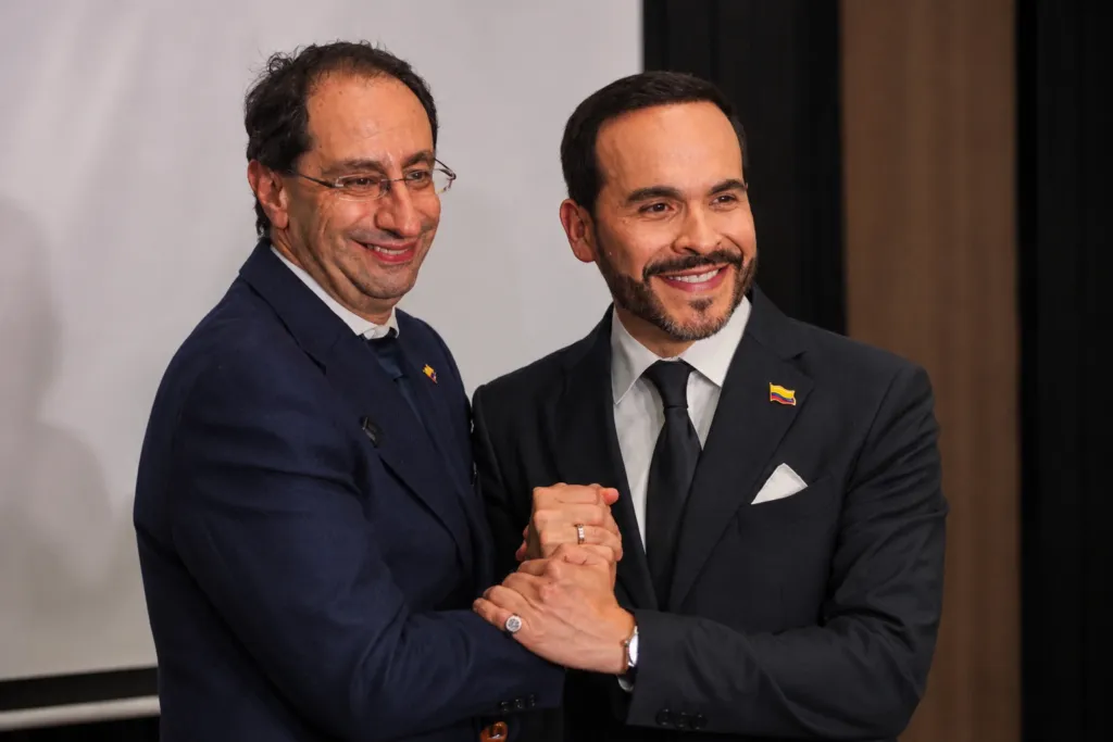 Vicepresidente electo Restrepo pide suspender nombramientos en la UNP y cuestiona decreto del gobierno saliente