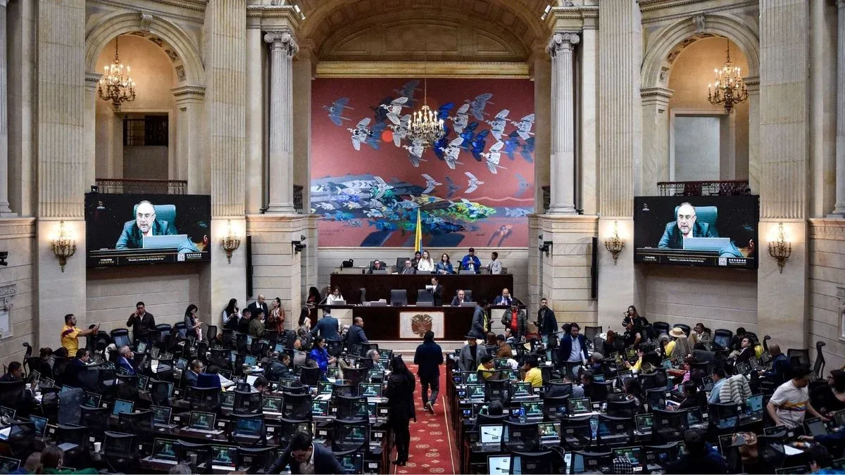 Congreso evalúa un eventual préstamo del FMI tras el anuncio del presidente De La Espriella