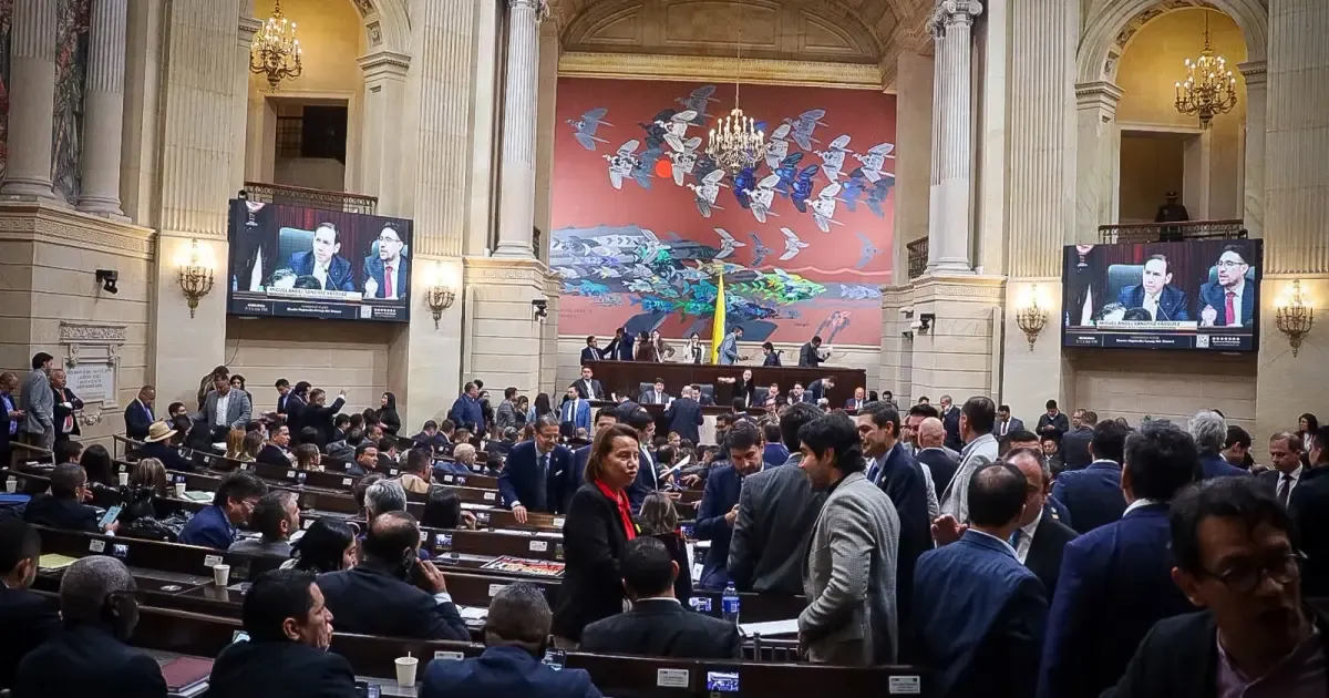 Comisiones económicas del Congreso evalúan el presupuesto de 634,9 billones del gobierno De la Espriella