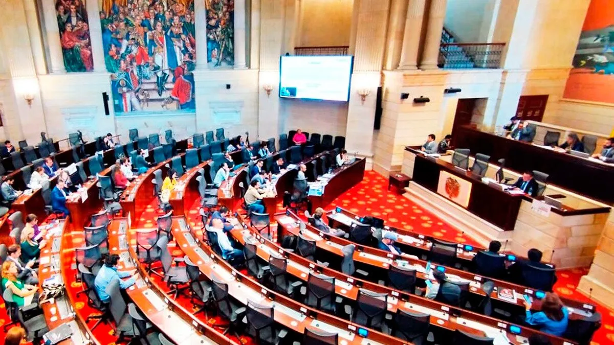Consejo de Estado suspende el decreto que recortaba el salario de los congresistas