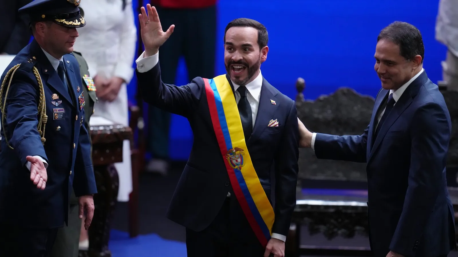 Abelardo de la Espriella asumió la presidencia y fijó como prioridad la seguridad