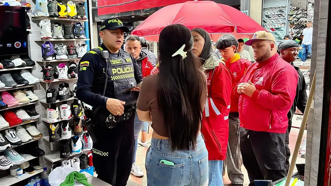 Los Mártires: Alcaldía Local lidera intervención para recuperar el espacio público