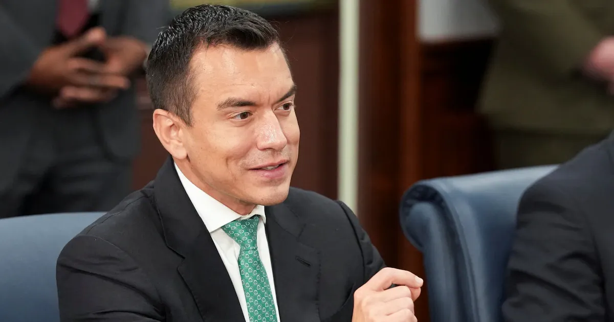 Noboa confirma que viajará a Colombia para la posesión de Abelardo de la Espriella