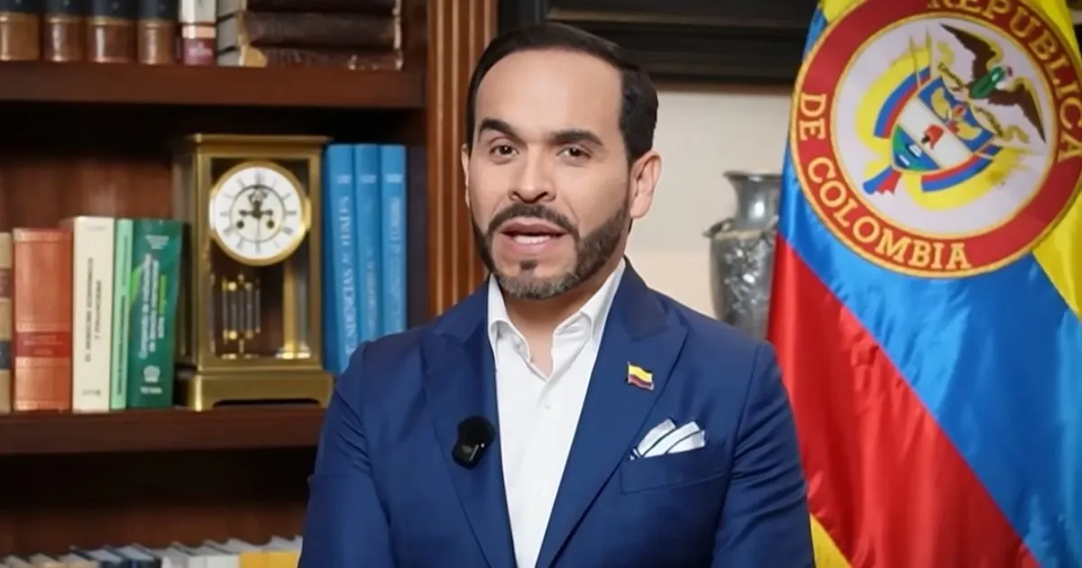 De la Espriella señala a Petro por supuesta desobediencia civil previa a la posesión del 7 de agosto