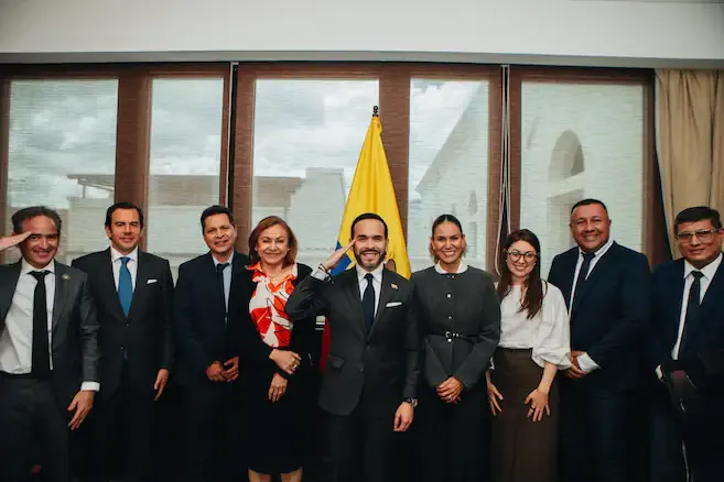 Presidente De la Espriella sostuvo encuentro con la USO para hablar del sector petrolero