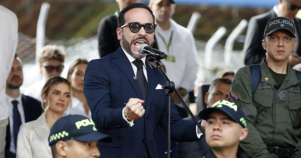 De la Espriella asume la presidencia de Colombia este sábado