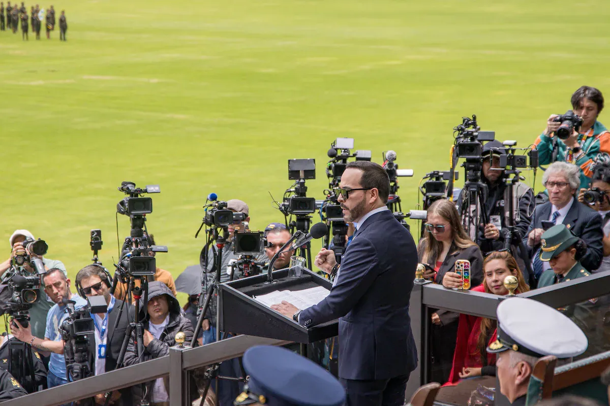 De la Espriella centraliza la comunicación de su Gobierno y restringe la vocería de sus ministros