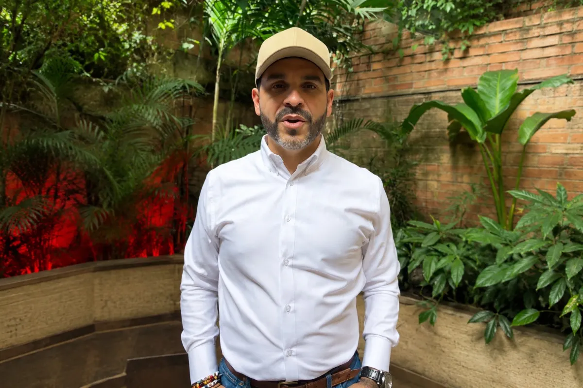 De La Espriella completa su círculo presidencial con cuatro nombramientos