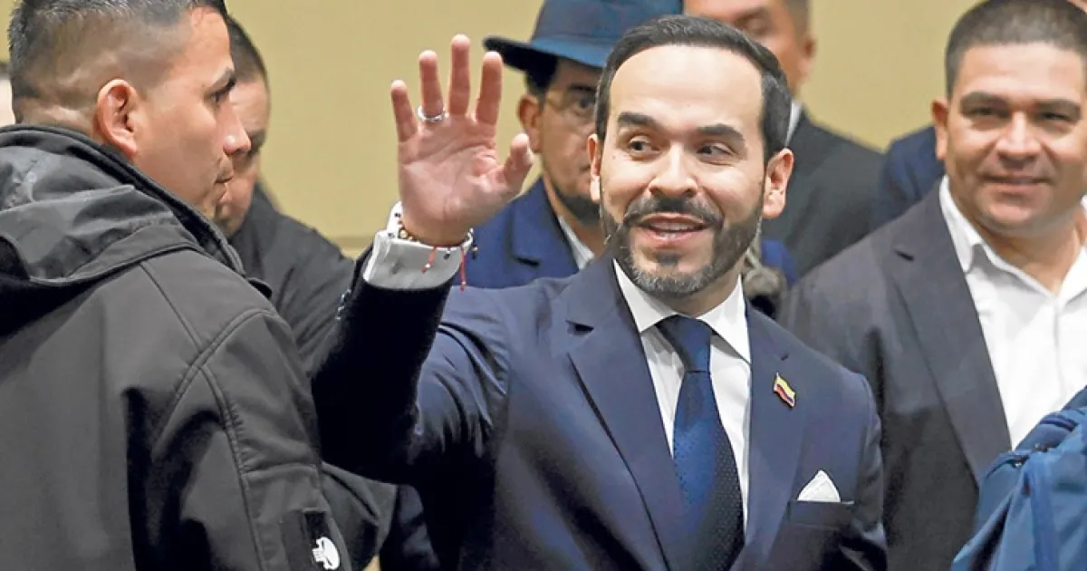 De la Espriella fija plazo de menos de una semana a grupos armados para que se sometan a la justicia
