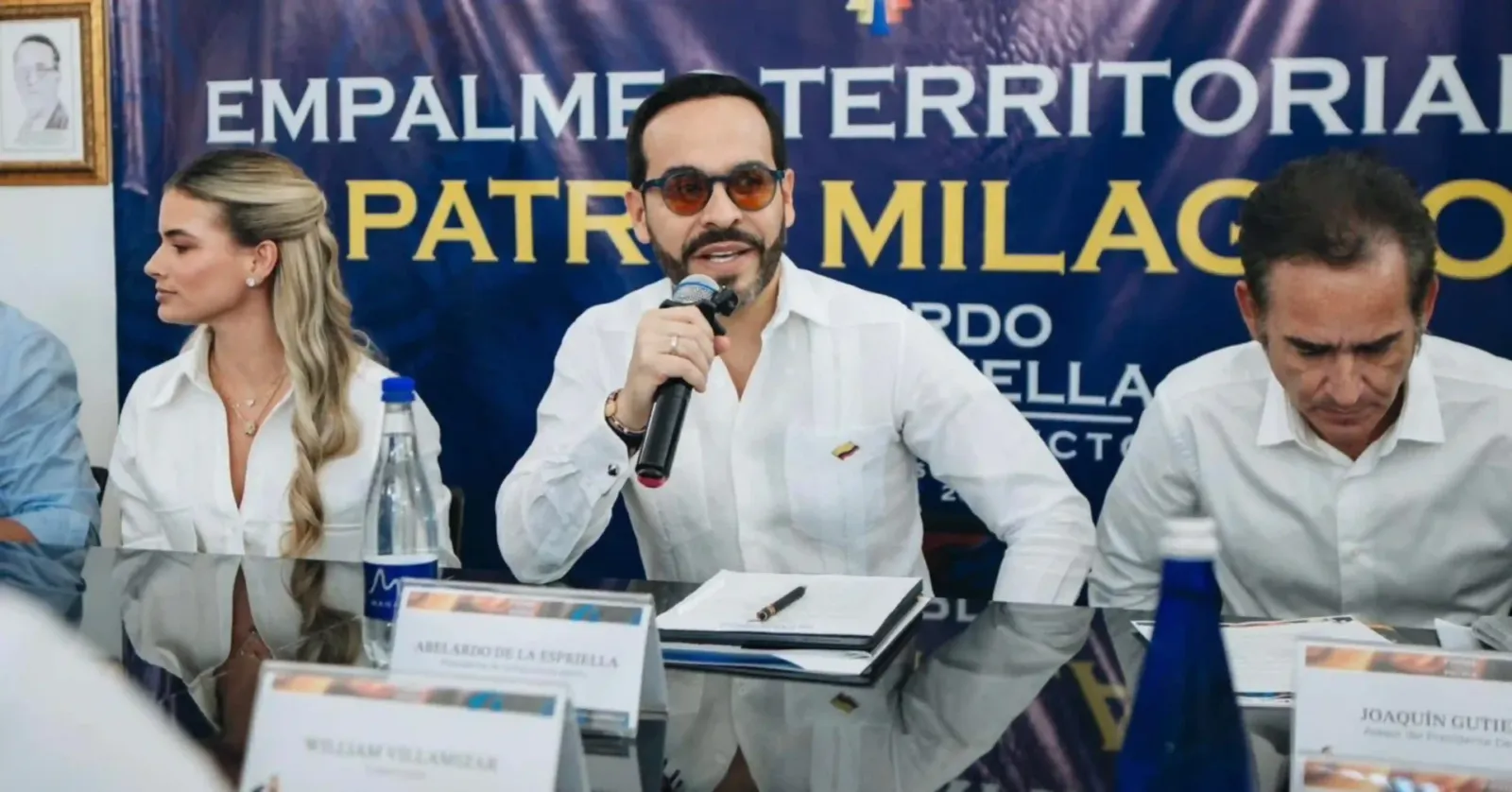De la Espriella declara terminado el empalme con el Gobierno Petro y acusa al Ejecutivo de manipular cifras