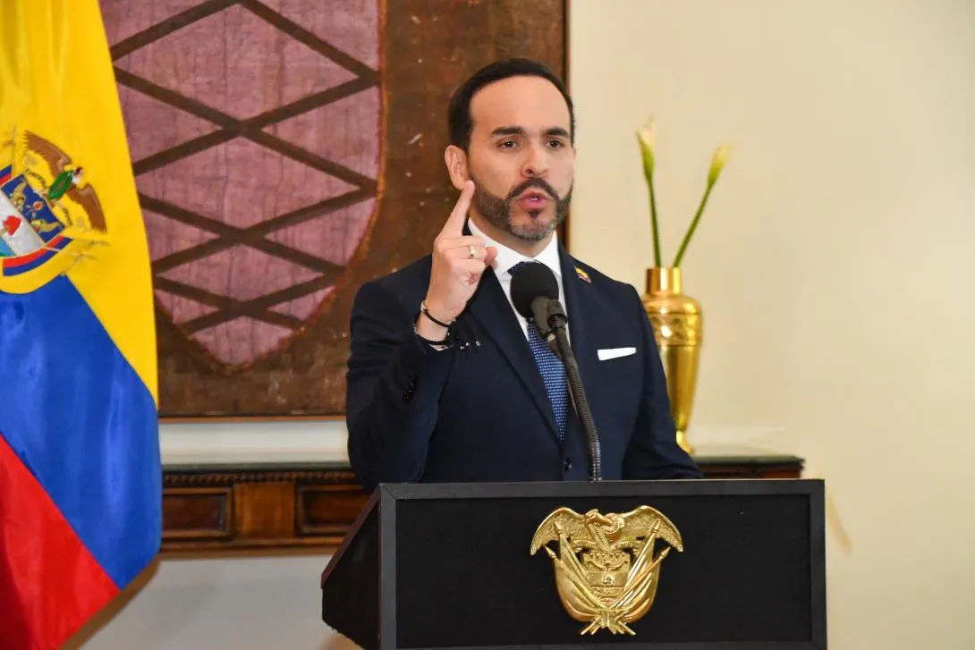 Presidente De la Espriella declara emergencia económica y social por el terremoto