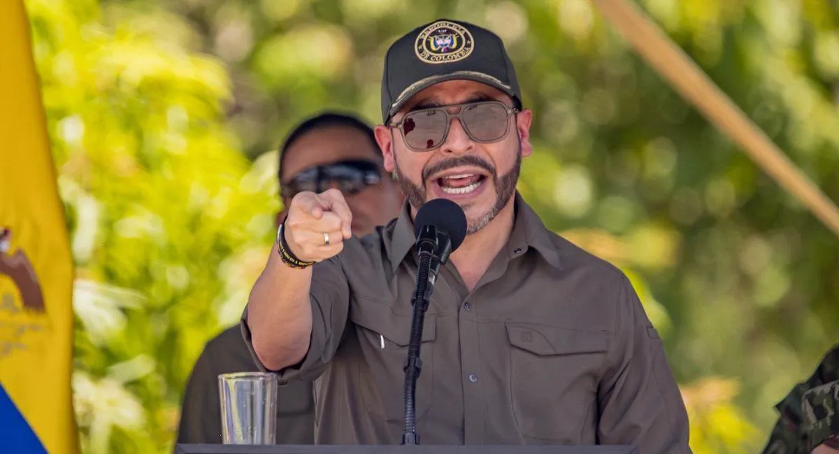 De La Espriella fija su línea contra grupos armados: sin negociación y con acción militar y financiera