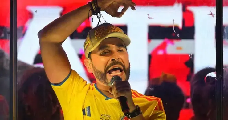 Abelardo de la Espriella es elegido presidente de Colombia en una segunda vuelta reñida