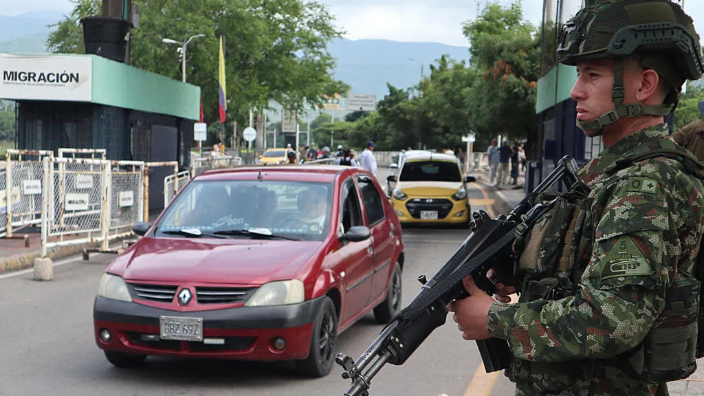 Presidente ordena operativos contra extranjeros que cometan delitos y migrantes irregulares