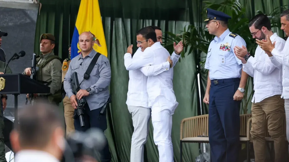 De la Espriella inaugura la ruta aérea Montería–Panamá y anticipa una conexión con Miami