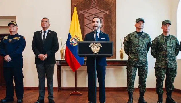 De la Espriella designa la nueva cúpula militar de Colombia