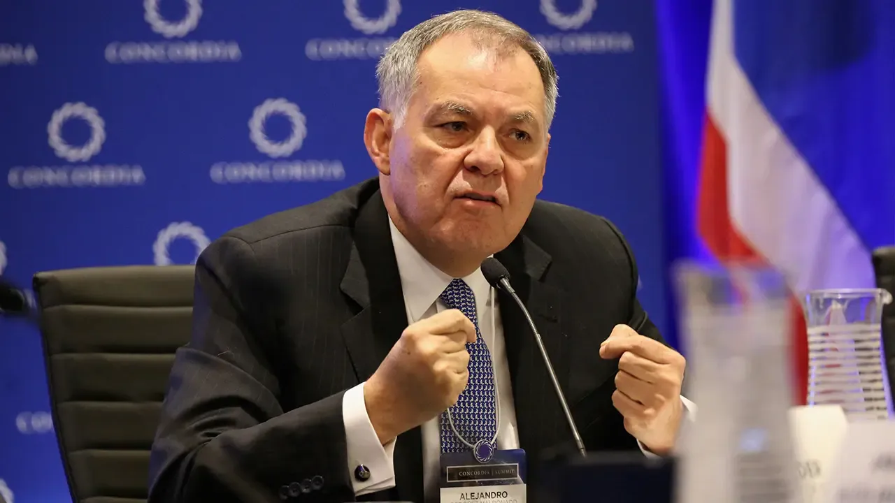 De La Espriella oficializa a Alejandro Ordóñez como embajador de Colombia ante la OEA