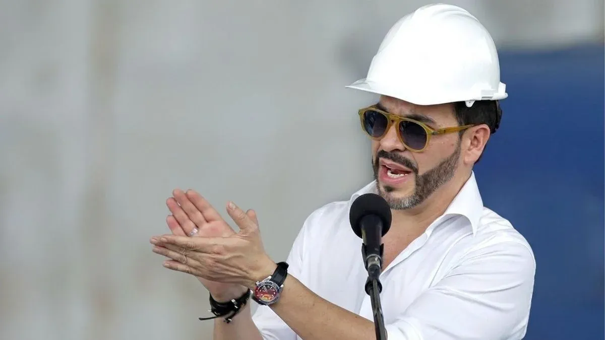 Presidente De la Espriella ordena deportar a migrantes irregulares y priorizar a quienes cometan delitos