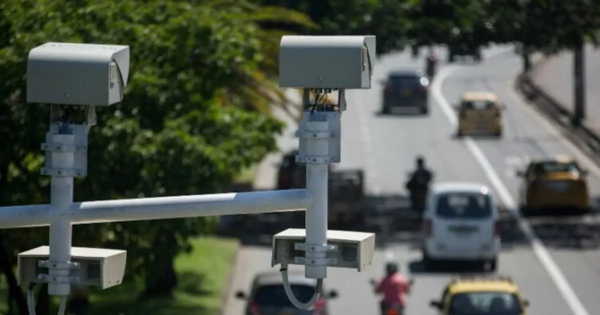 El Gobierno ordena revisar las fotomultas tras detectar 40.000 comparendos sospechosos en Cartago
