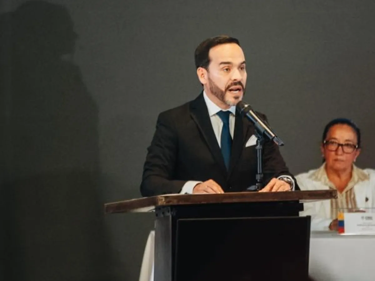 De la Espriella ordena suspender el empalme con el gobierno de Petro