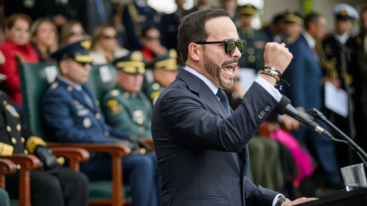 De la Espriella activa un plan para eliminar los 'presos VIP' en las cárceles de Colombia