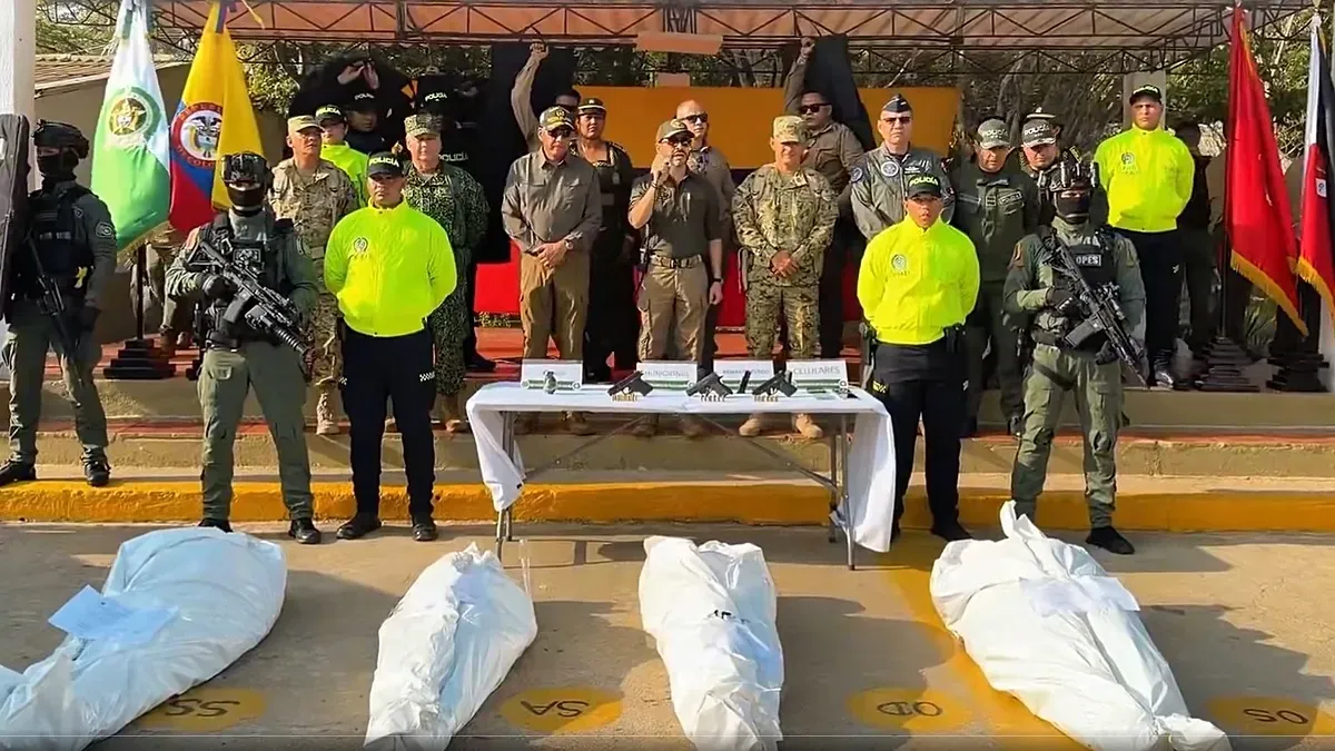 Presidente De la Espriella presenta cadáveres de operación policial en la Sierra Nevada