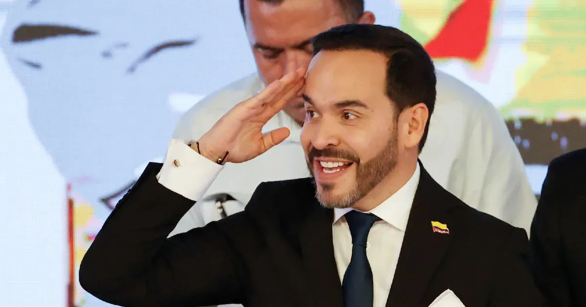 De la Espriella anuncia cierre de 14 embajadas y ruptura de relaciones con dos países