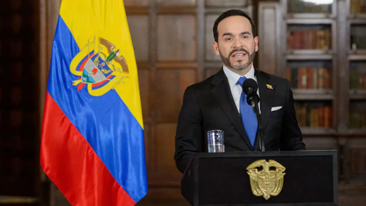 De la Espriella presidió el Relevo de Guardia en la Casa de Nariño, una ceremonia sin presencia presidencial desde 2019