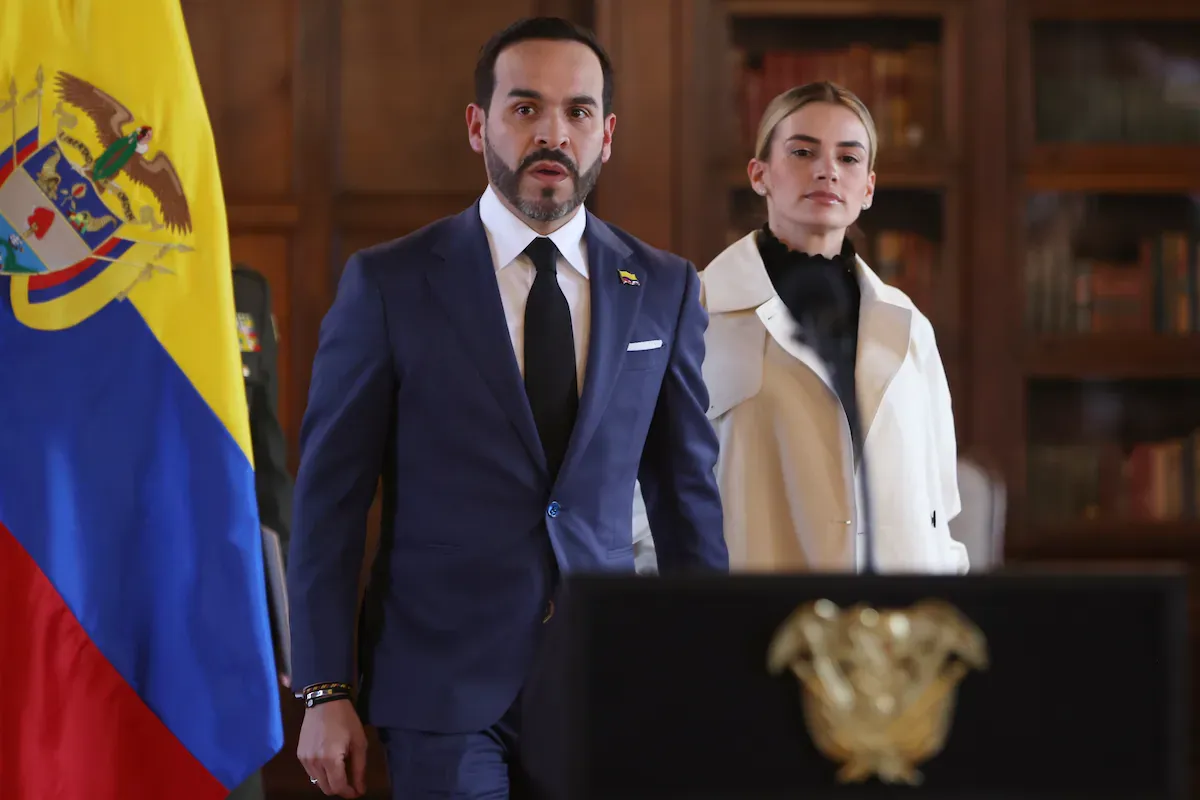 De la Espriella promueve el regreso de la familia tradicional colombiana, un mito desmentido hace 60 años