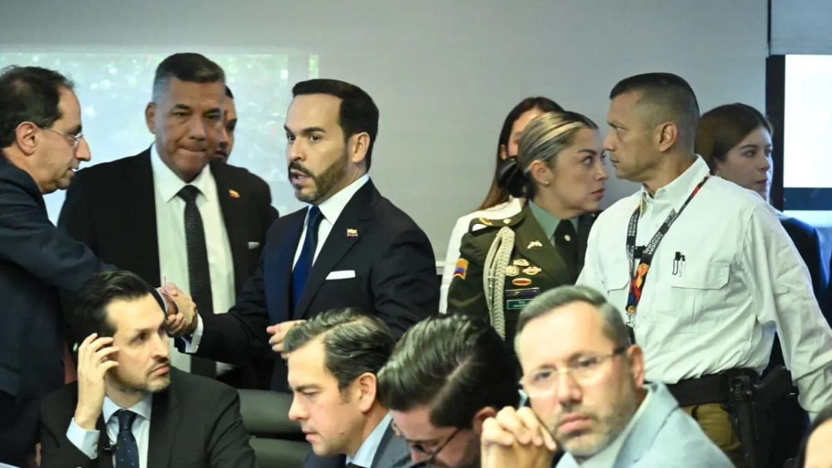 De La Espriella regresa a Bogotá para posesionar al director de la UNGRD y atender emergencias por el terremoto
