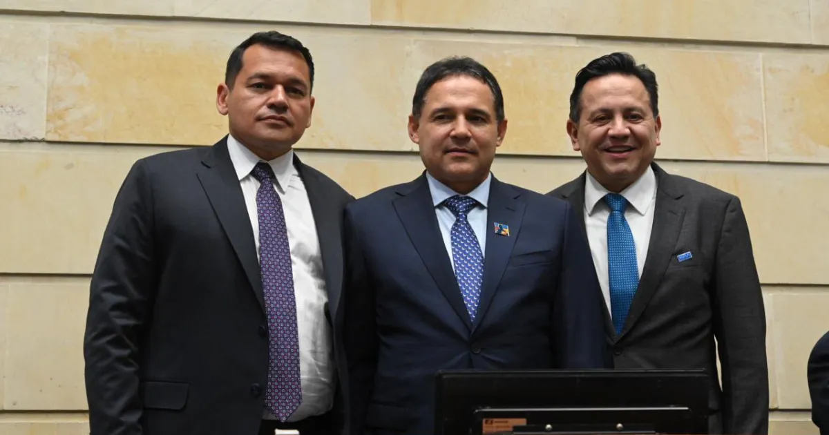 De la Esprilla minimiza la primera derrota política de su gobierno en el Senado