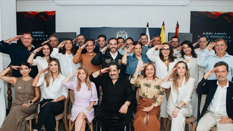 De la Espriella reunió a su gabinete en Barranquilla para ultimar la transición de gobierno