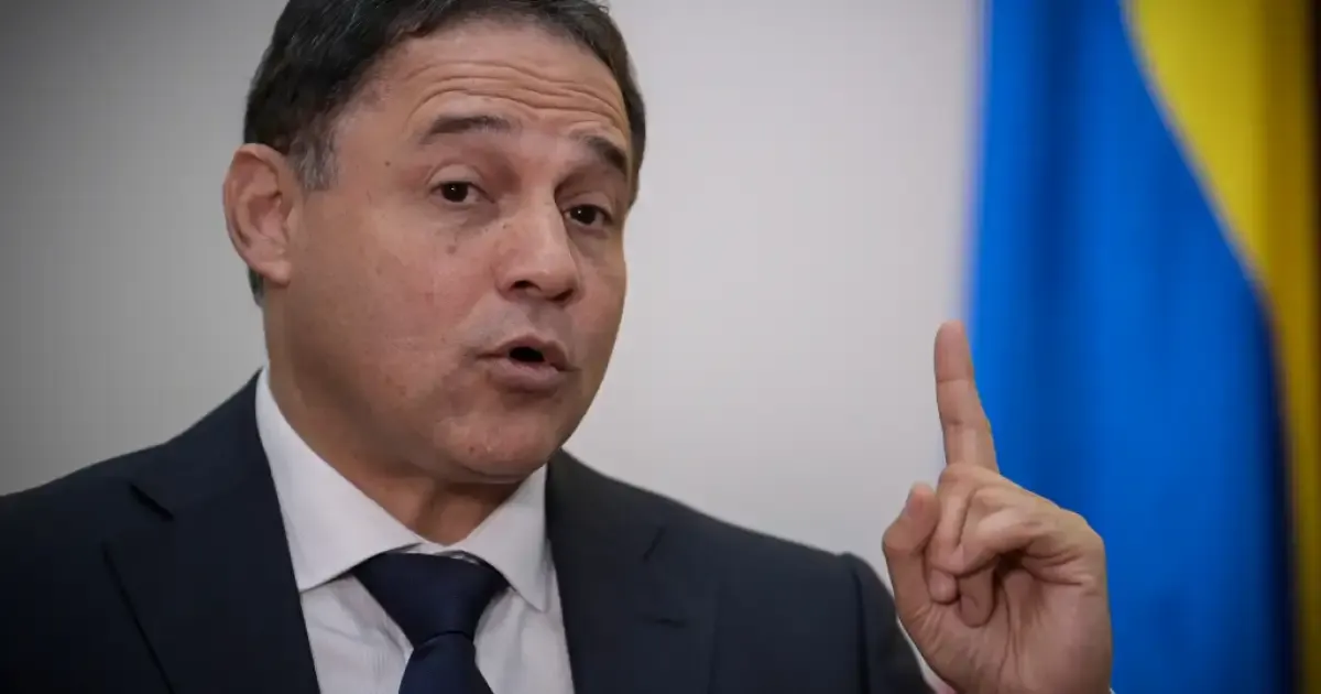 El presidente del Congreso advierte que “De la Espriella se eligió con votos nuestros”