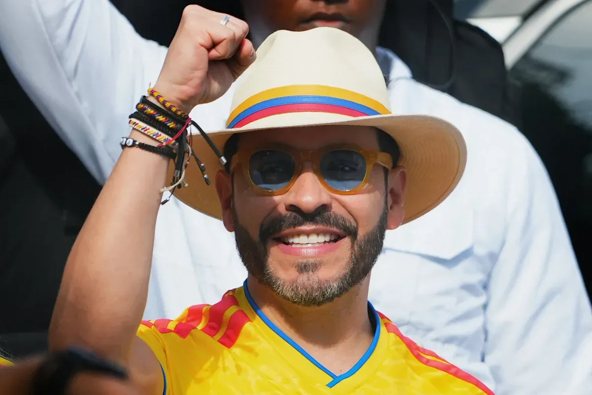 Abelardo de la Espriella es elegido presidente de Colombia en un balotaje ajustado