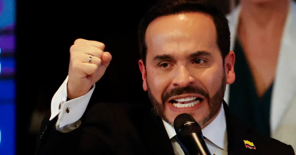 De la Espriella suspende la transición con Petro y acusa al gobierno de querer destruir a Colombia
