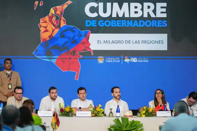 De la Espriella fortalece la descentralización del Estado en su primer mes