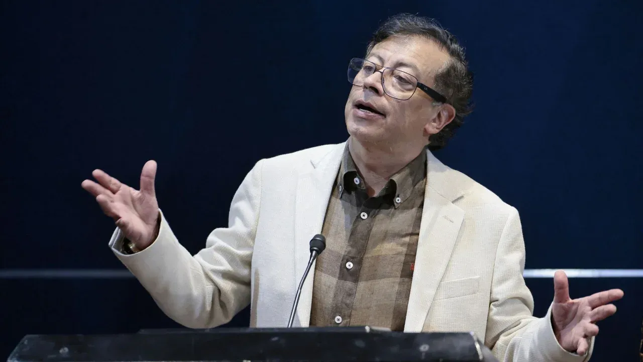 Analista señala a Petro y a su ministro de Defensa por la descertificación de EE. UU. a Colombia