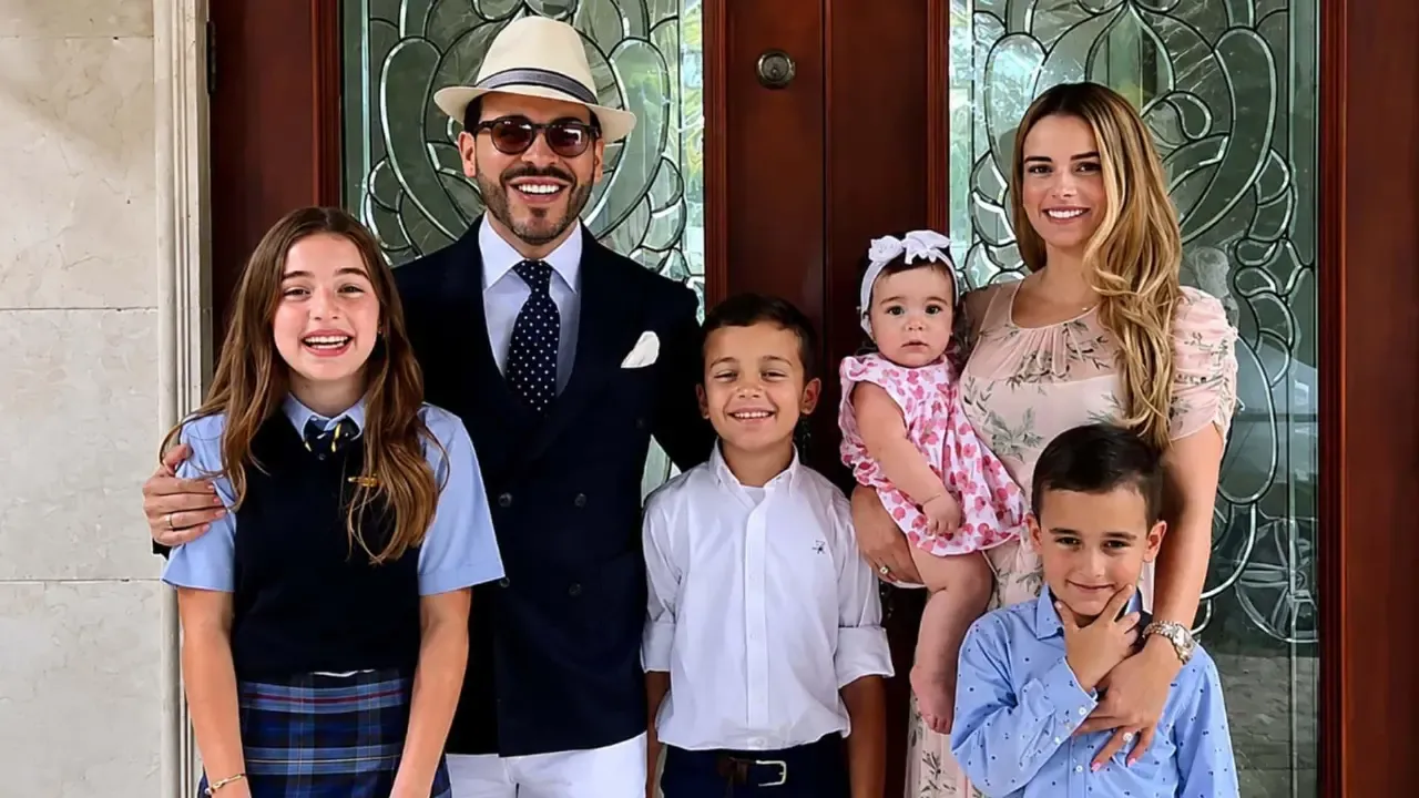 Abelardo De la Espriella asume la Presidencia de Colombia en una ceremonia inédita en Cali