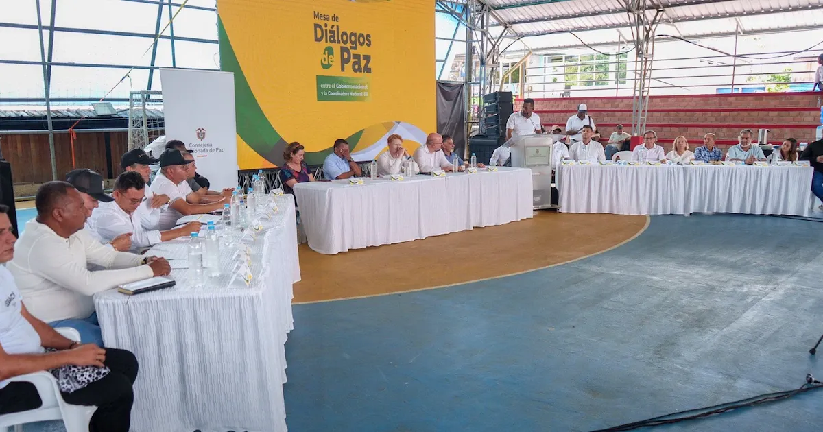 Disidencia de las Farc le pidió a Abelardo de la Espriella no cerrar el proceso de paz
