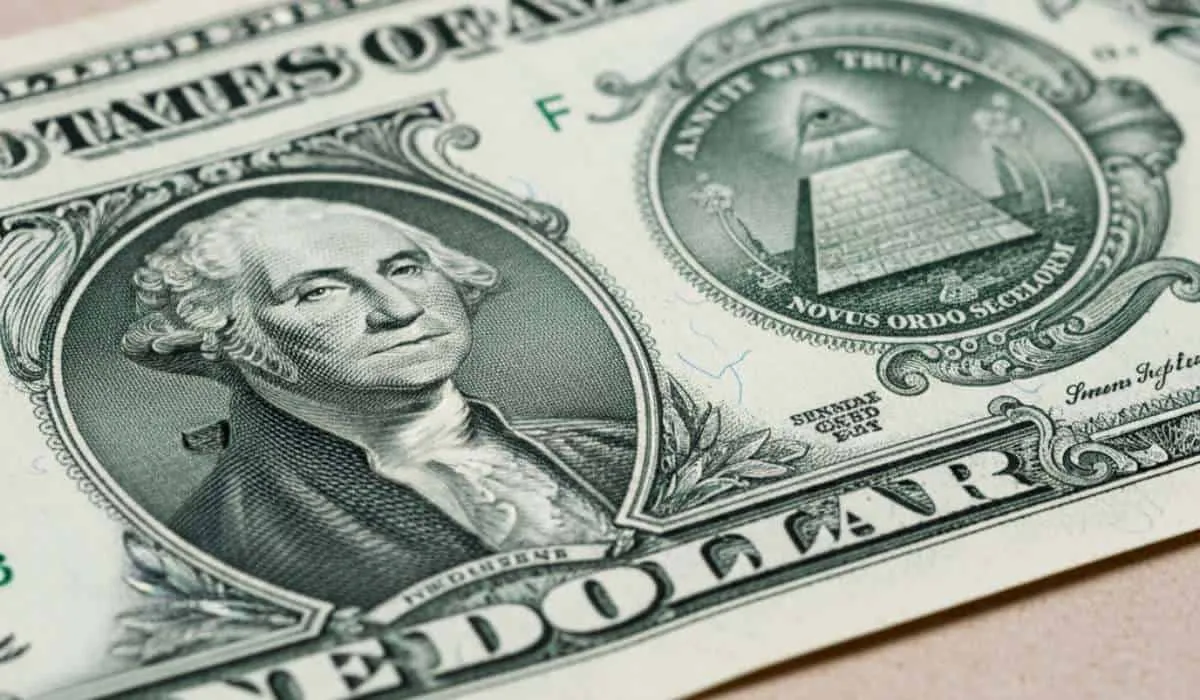 Dólar en Colombia se dispara a $3.105 mientras el Congreso vota el Presupuesto 2027