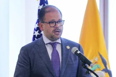 Ecuador plantea operaciones militares conjuntas con el nuevo gobierno colombiano contra el narcotráfico