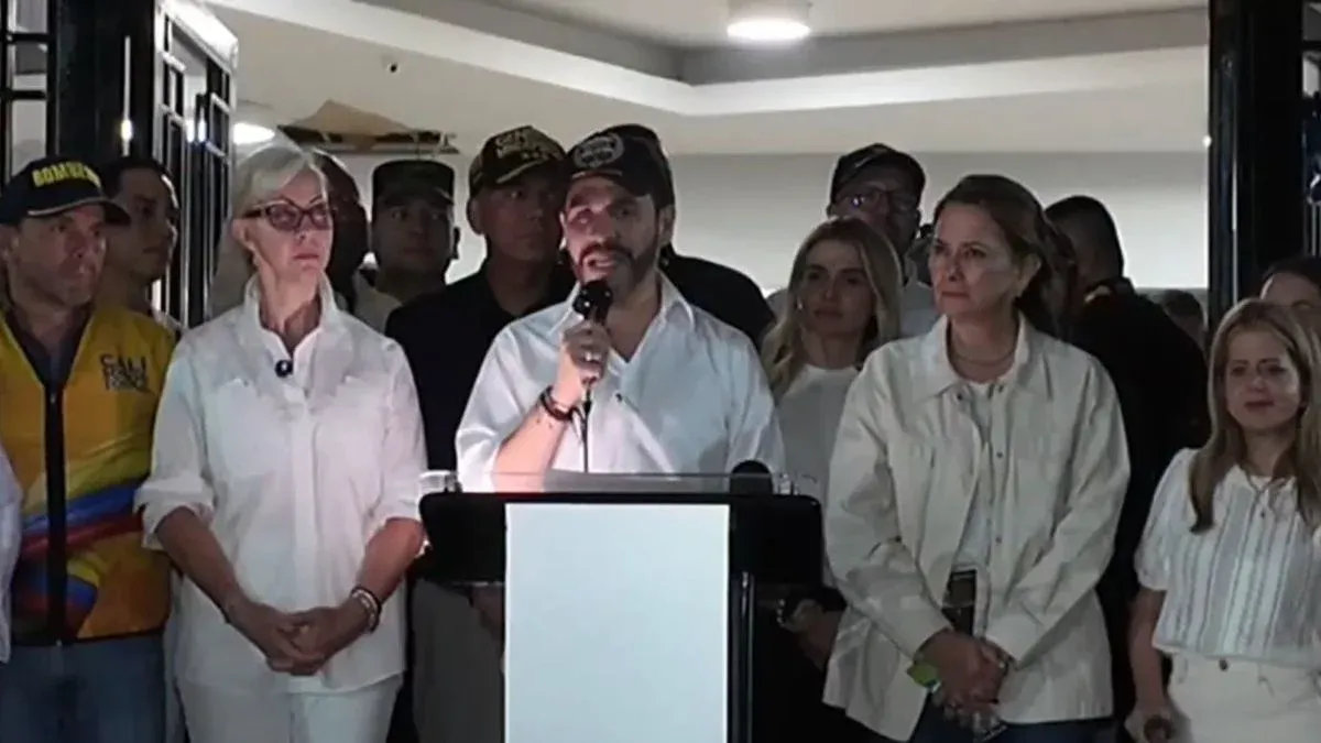 Presidente De la Espriella anuncia subsidios y reconstrucción en El Cairo tras el terremoto