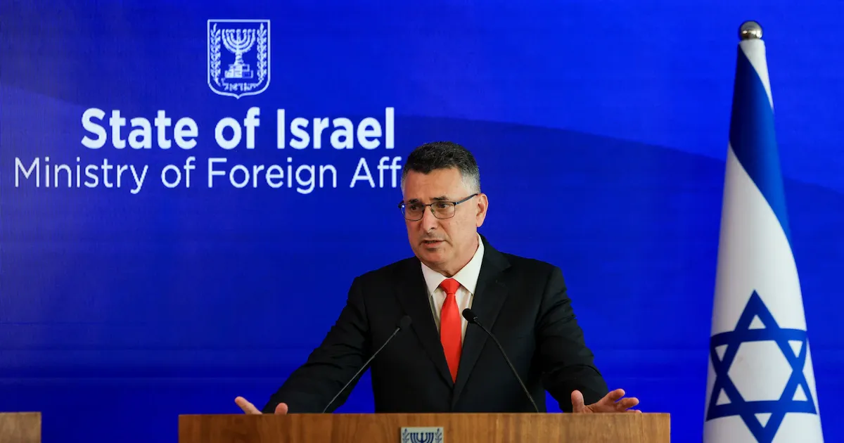El canciller israelí Gideon Saar visitará Ecuador y viajará a la investidura de Abelardo de la Espriella