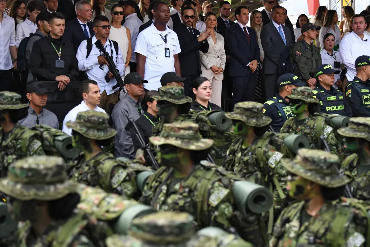 Congreso colombiano analiza si De la Espriella puede posesionarse en una base militar