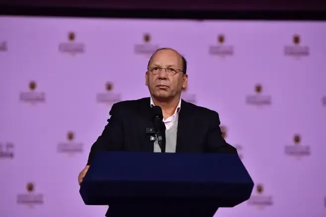 Gobierno Petro se levanta de la mesa de empalme con el equipo de De la Espriella