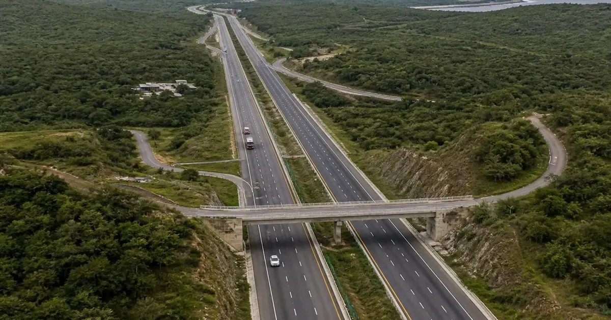 El Gobierno agiliza la construcción de la calzada dual en el Cauca con 77 km y 32 puentes