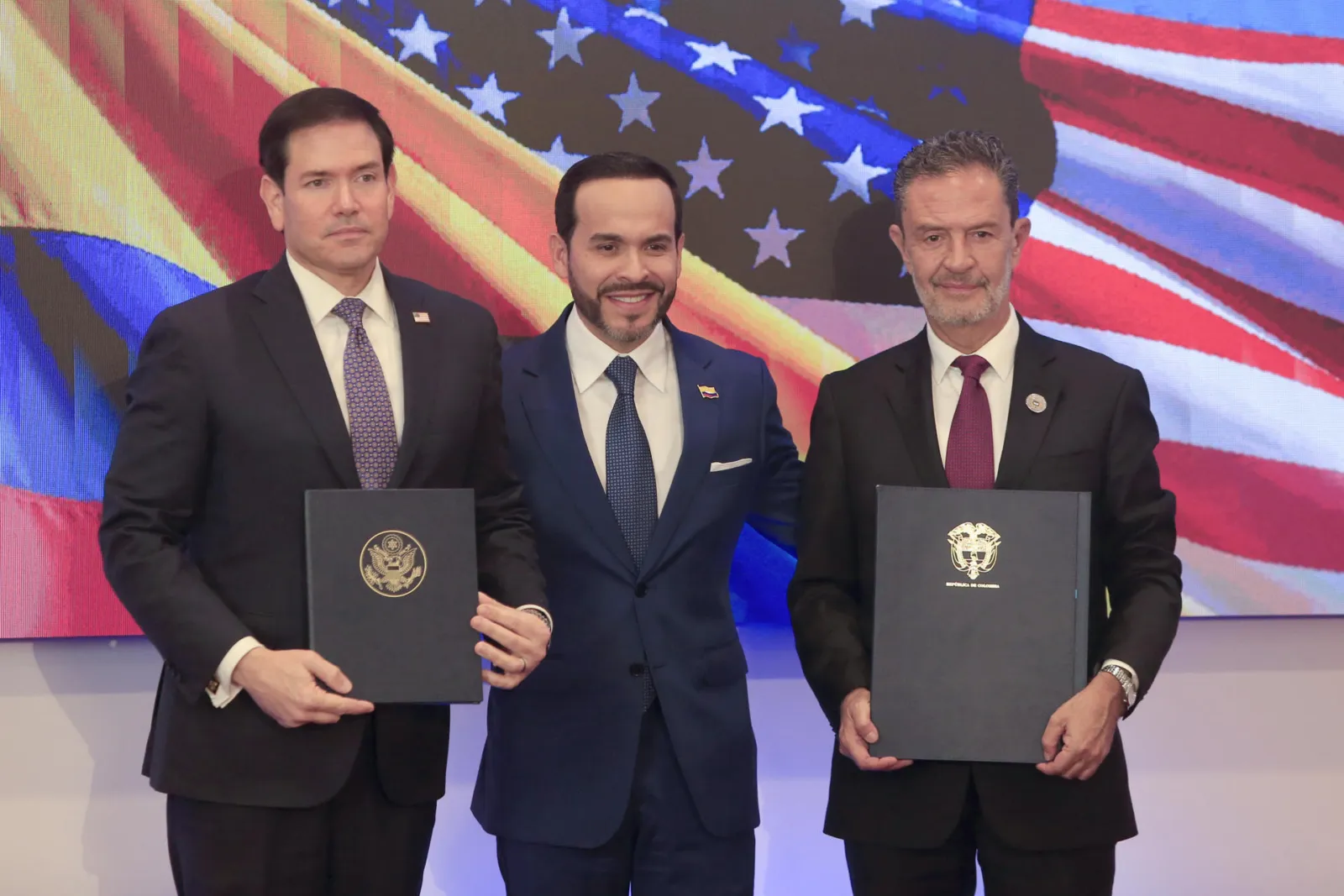 Colombia rompe relaciones diplomáticas con Irán, según Cancillería
