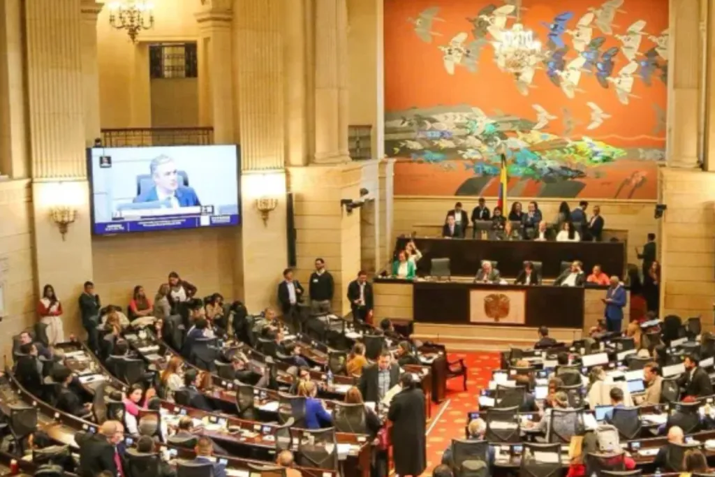El gobierno de Abelardo de la Espriella arranca con mayorías en el Congreso