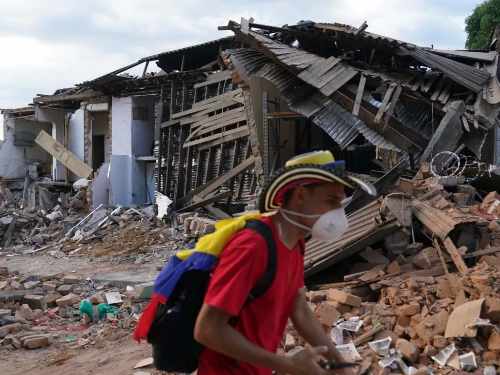 Gobierno argentino alista un Hércules con ayuda humanitaria tras el terremoto en Colombia