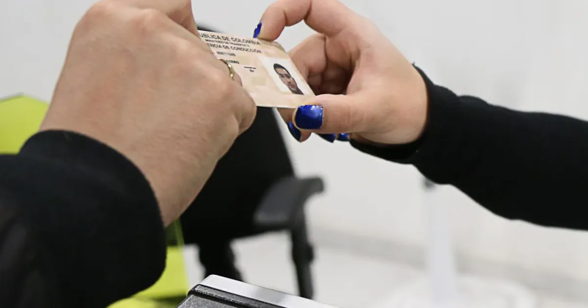 El Ministerio de Transporte suspende la apertura de los centros Cale para licencias de conducir